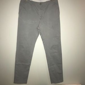 💲⬇️URBAN OUTFITTERS CHINOS